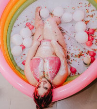 cami_eskoll's Offline Chat Room