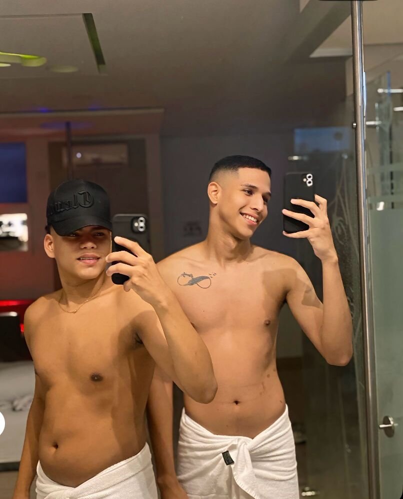 Latin_Boyss_