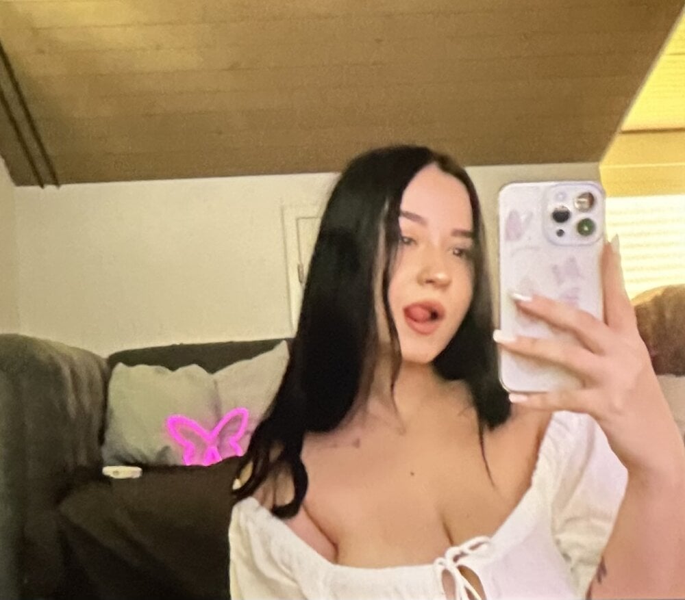 moon_fairyy 😧 adult chat
