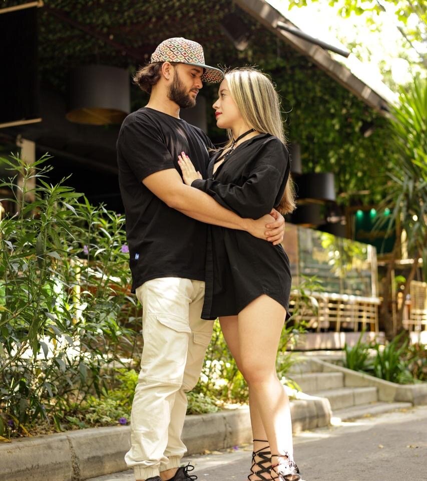 Live sex webcam photo for Dani_javi #289946879