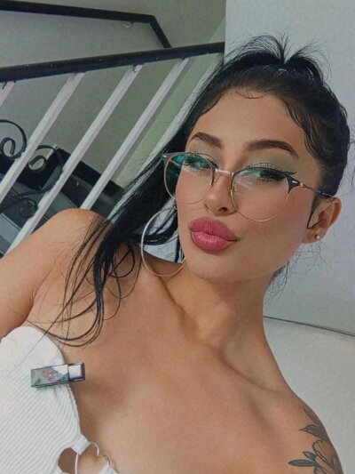estefi1310 Live Cam on StripChat