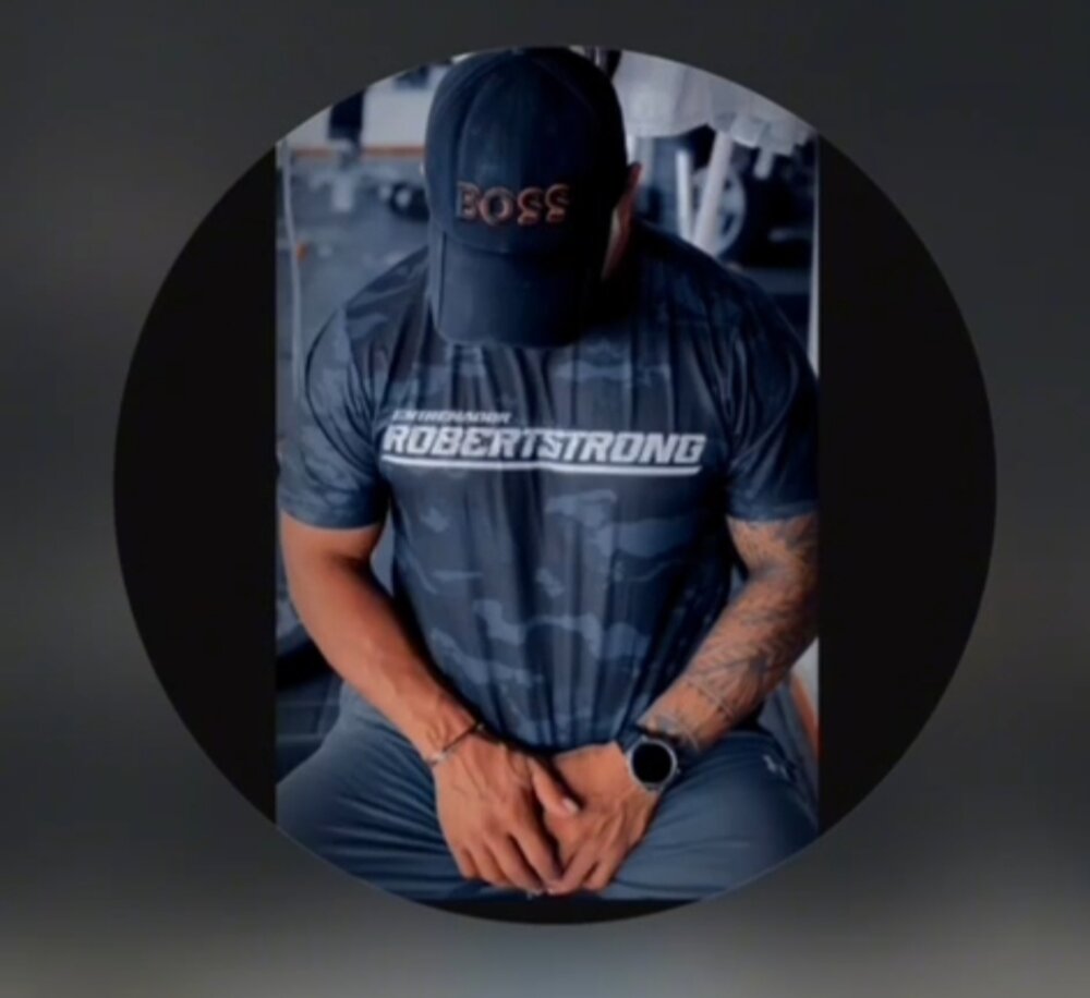 robertstrong's most recent online preview