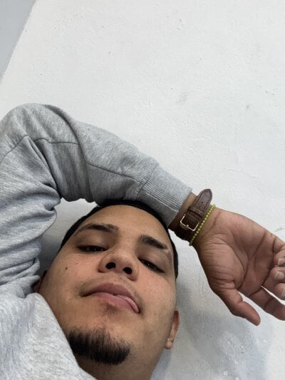 Steven24r30 🌤 online sex cam