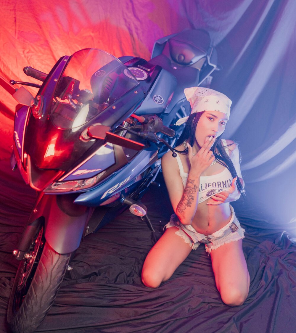 karoll014 from stripchat