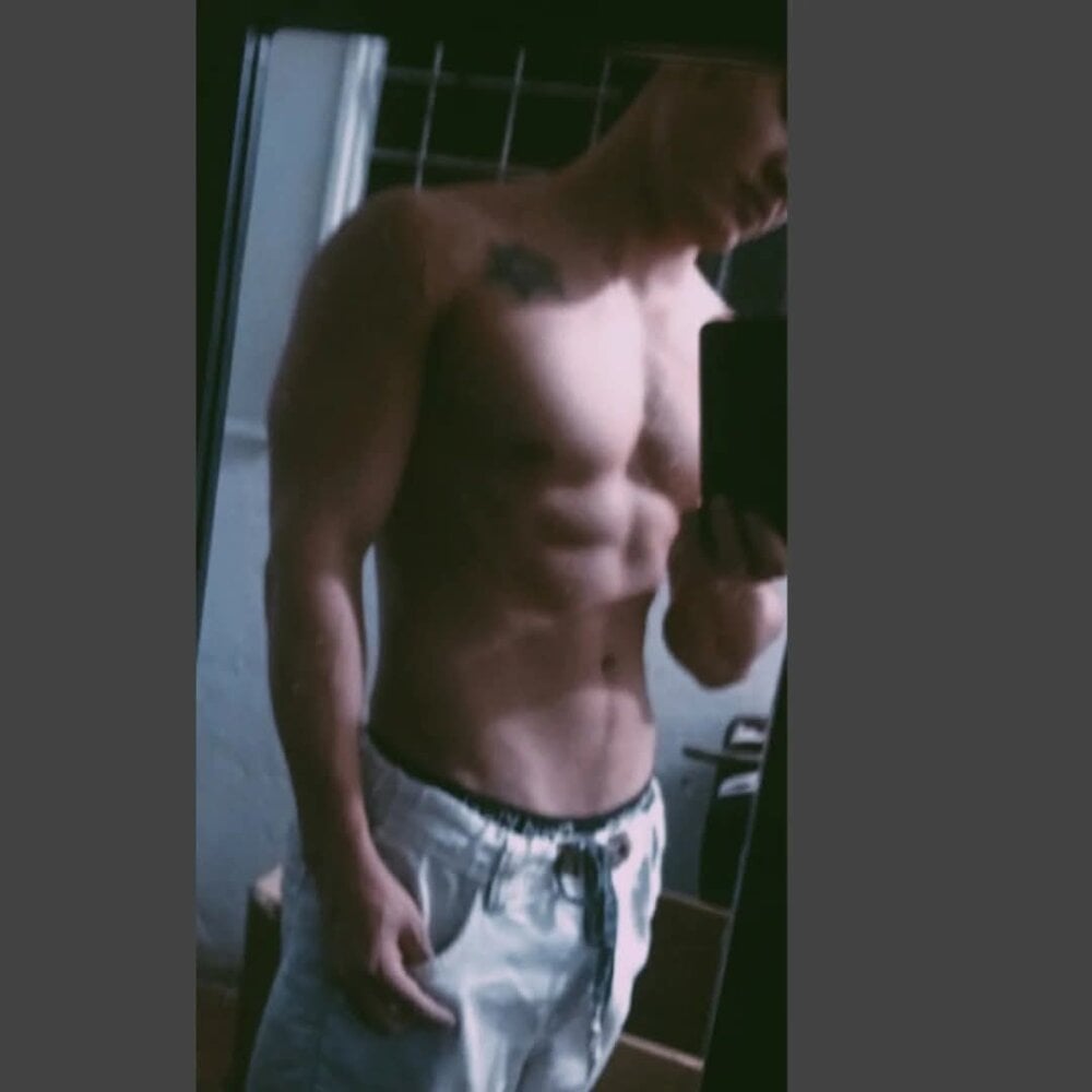 horus2567_ from stripchat