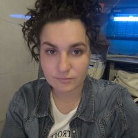 TinaBoulessX's Offline Chat Room