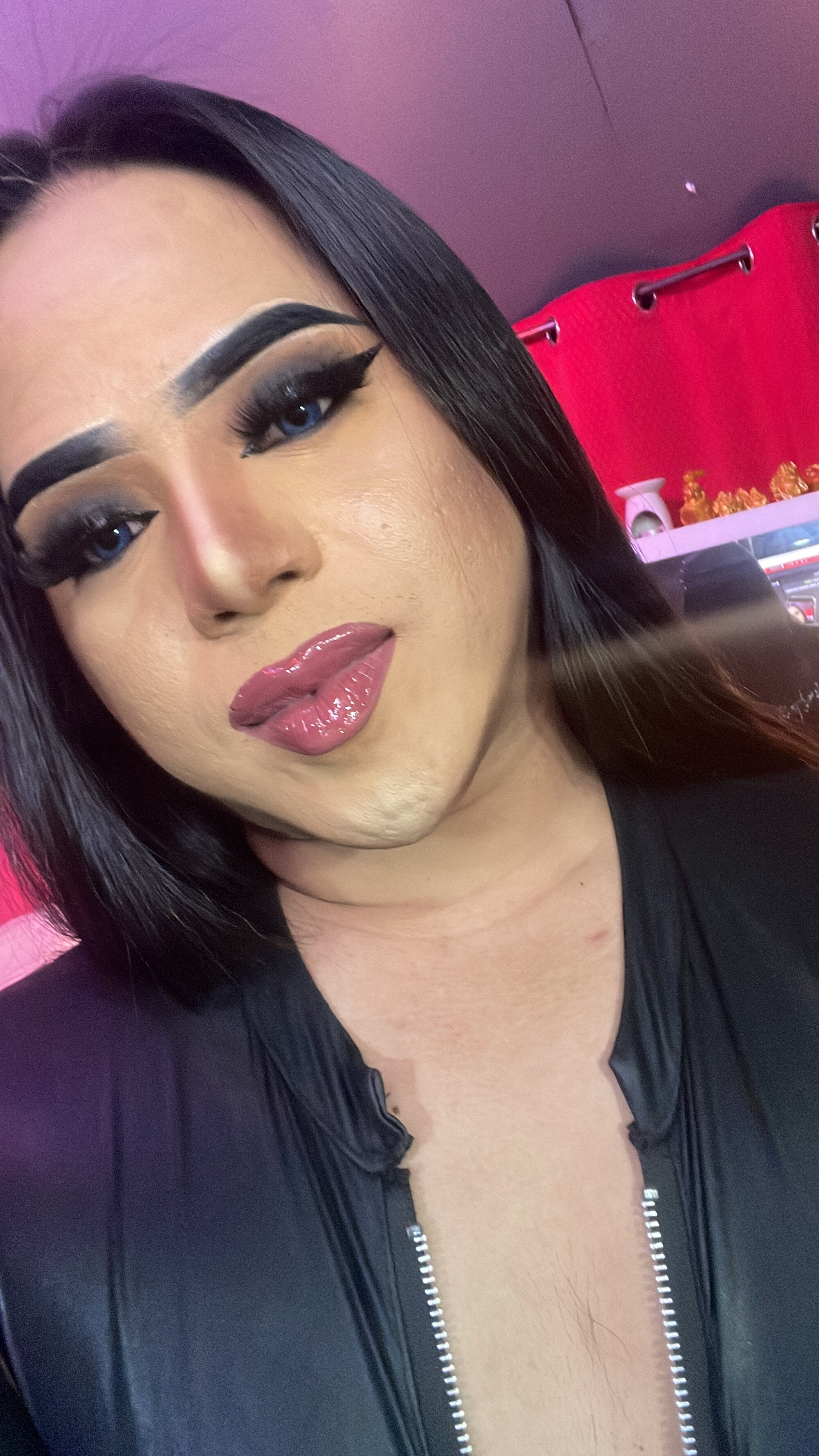 QUEENOFALLSLAVE
