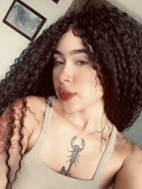 Evelyn_Gate0's Live Sex Cam Show