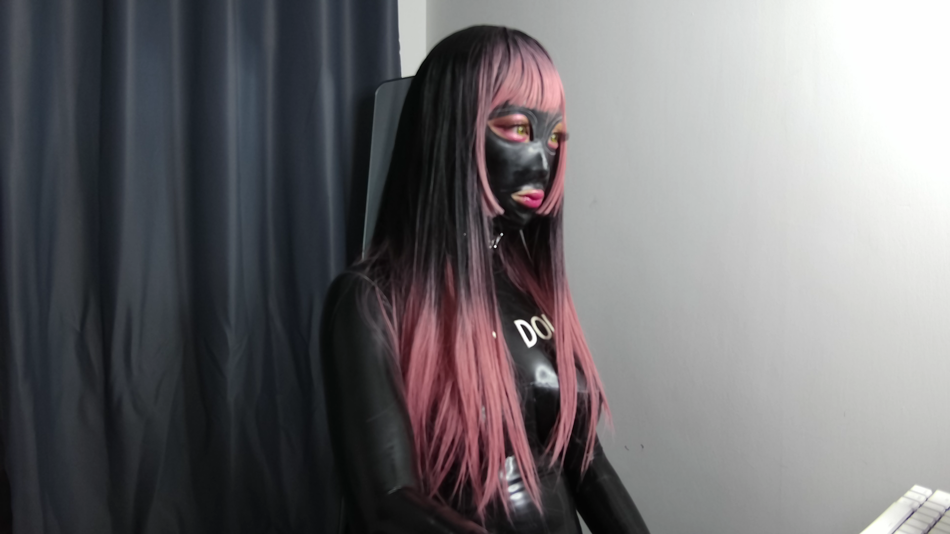 latexrubydoll_