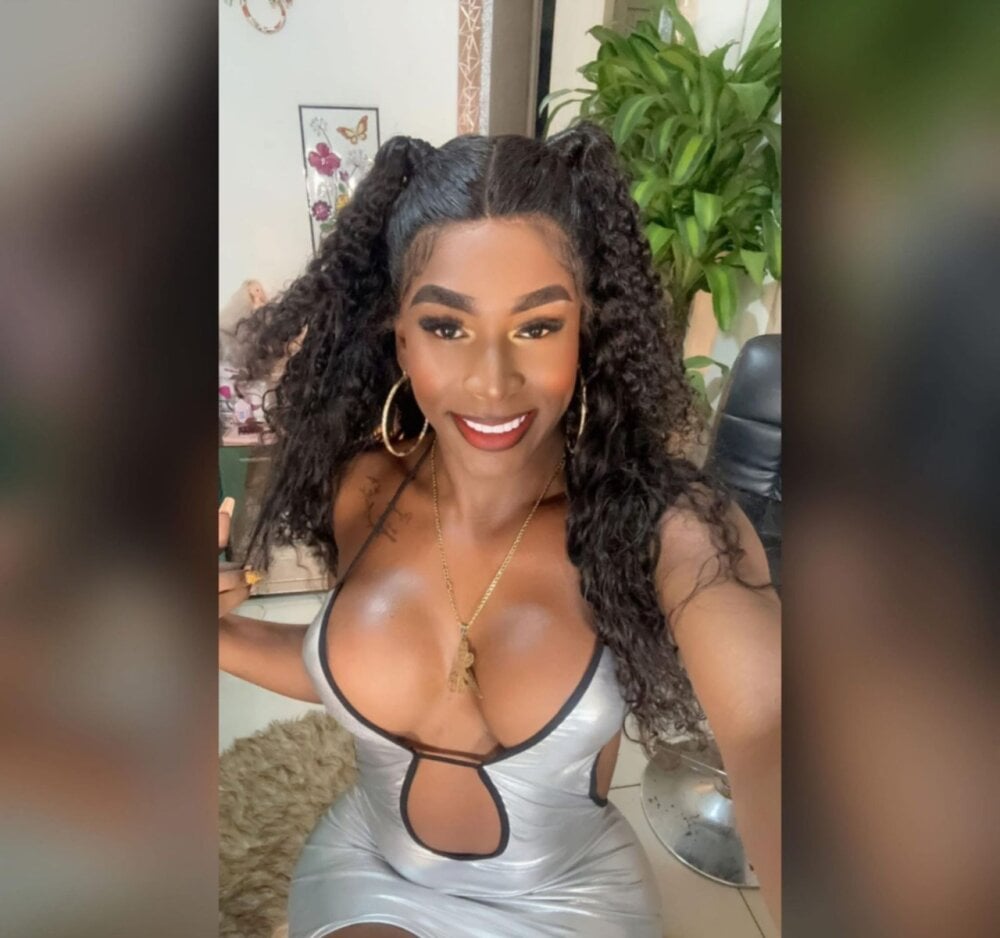 chantaldollx from stripchat