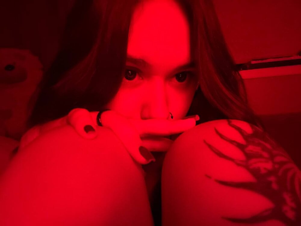hotty_lucy