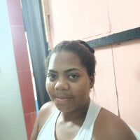 milena_candente's Offline Chat Room