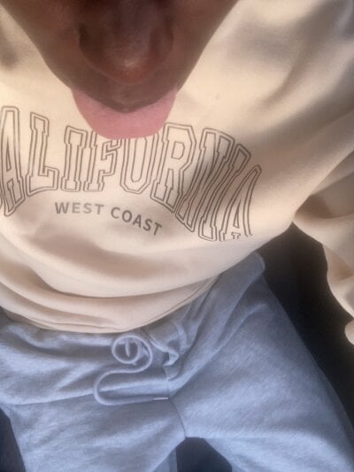 Kingkongbigbong - Stripchat Cam2cam Dirtytalk Eroticdance Boy 