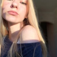 SkylyMantilla's Offline XXX Chat