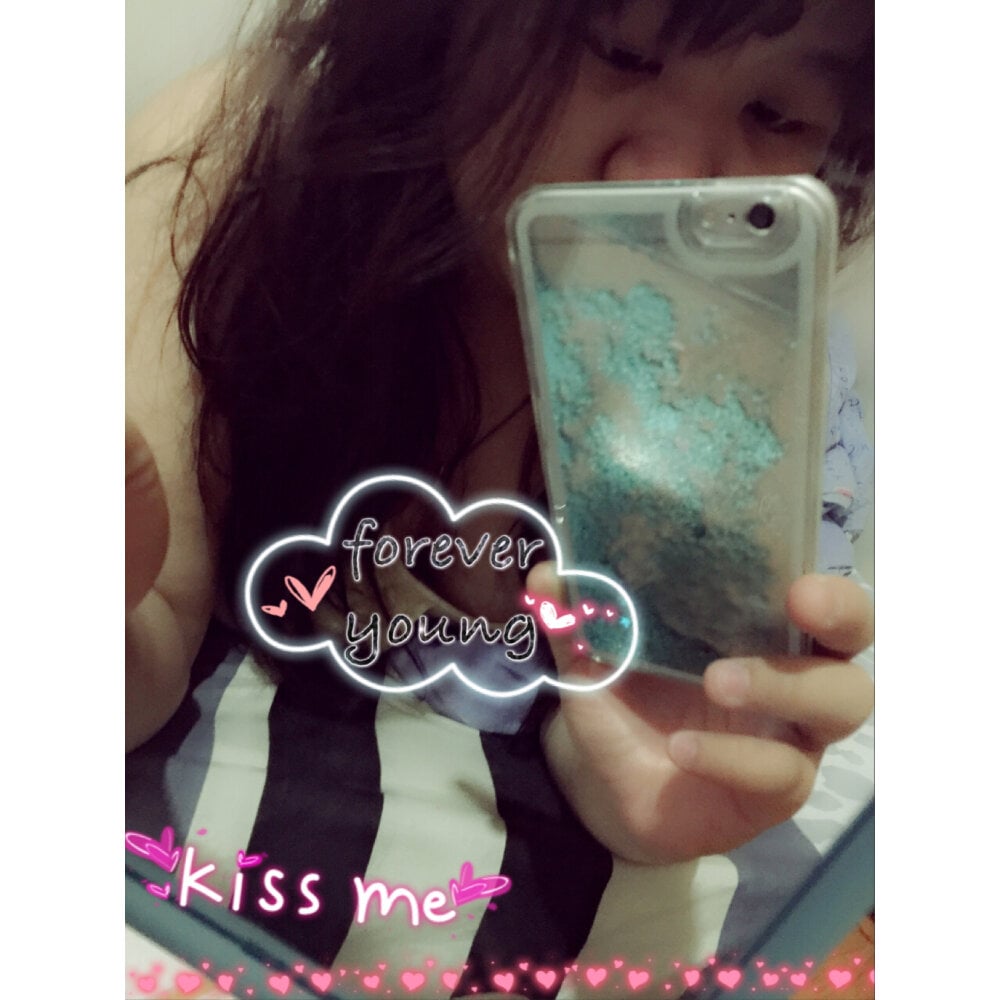 stripchat xqiqi12345 webcam profile pic via livesex.fan