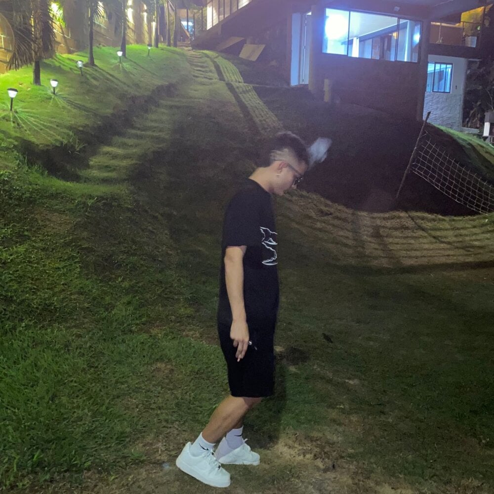 James_cute18 profile