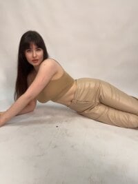 KarryIntroini's webcam live show