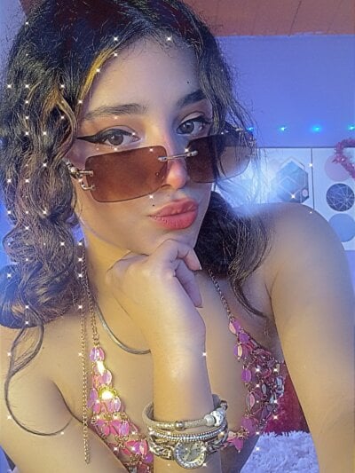 Rose_Skarlet