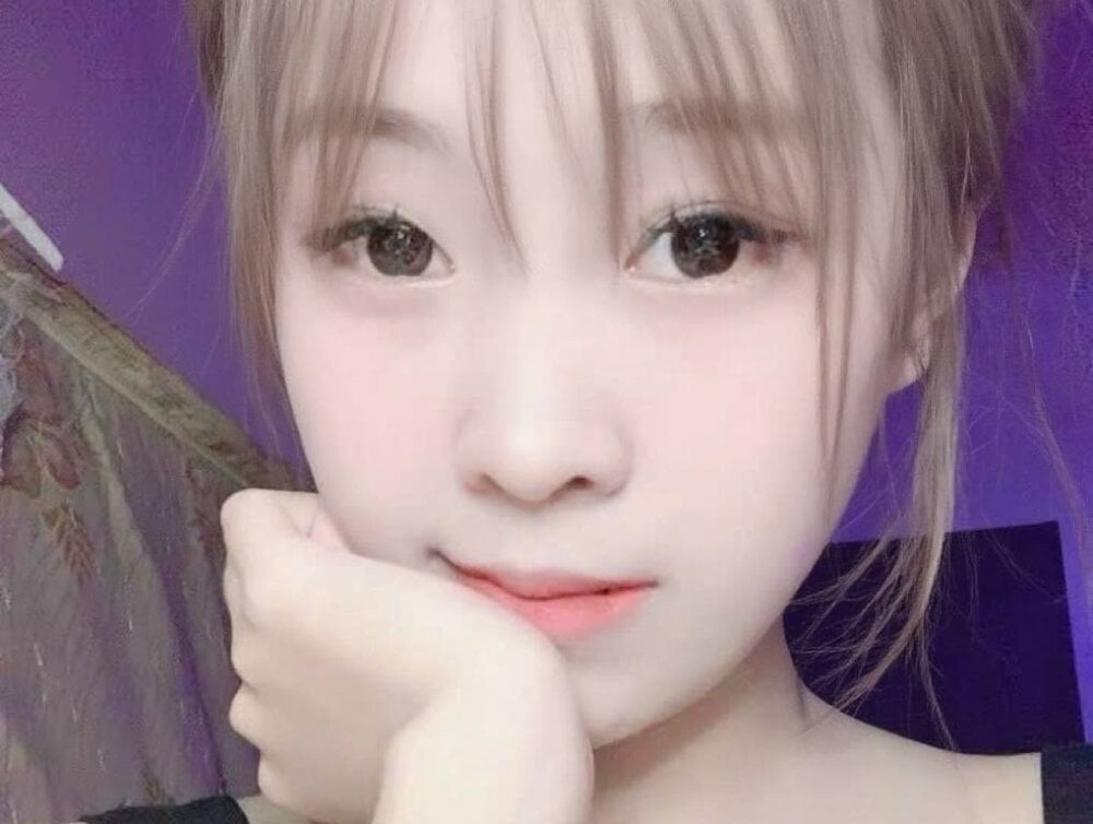 stripchat lisjn69 webcam profile pic via sleekcams.com