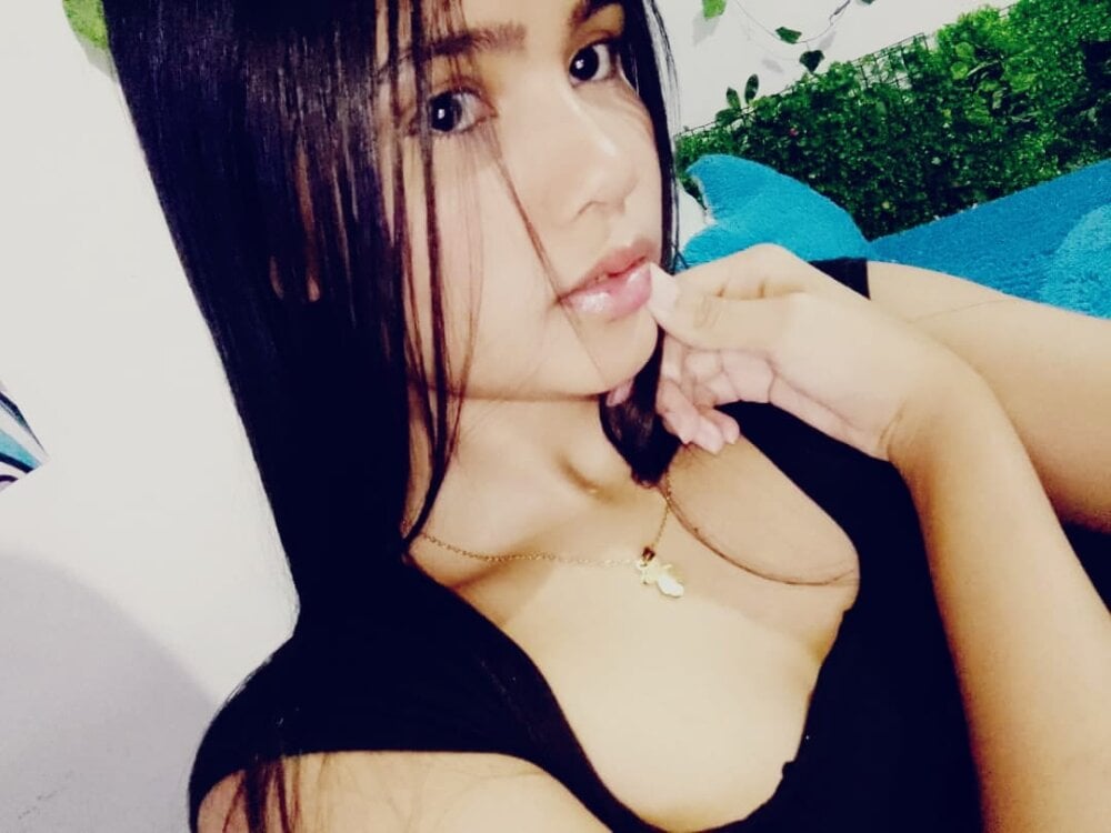 Chiara_latina profile