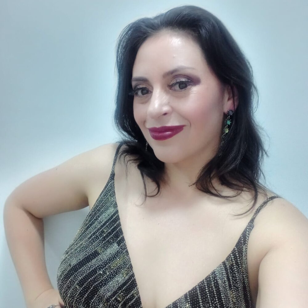 Live sex webcam photo for dacotaa_g #289990997