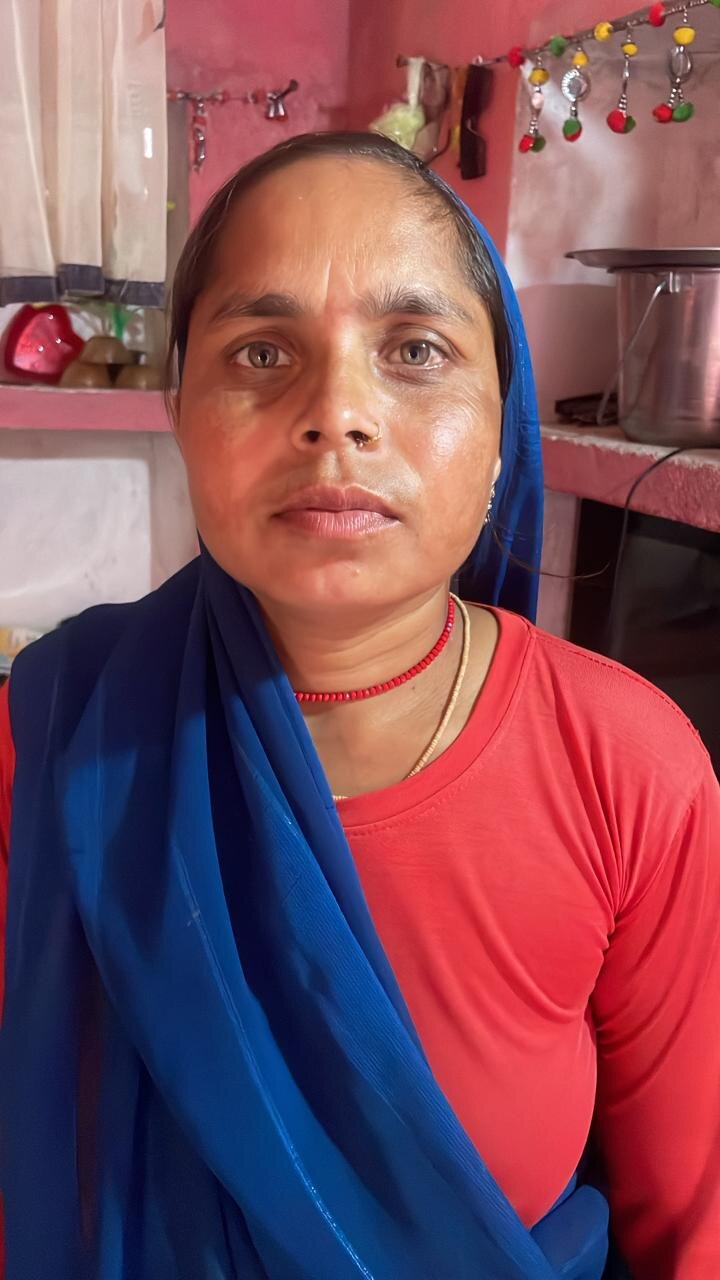 Hot_bhabhi834