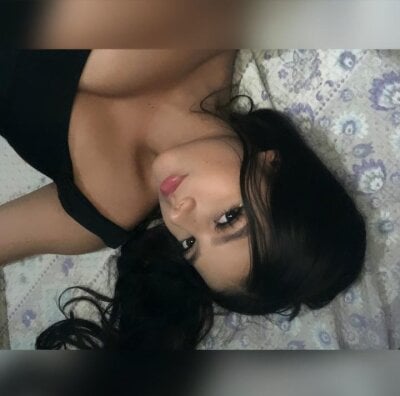 live sex webcam Alina Cute18