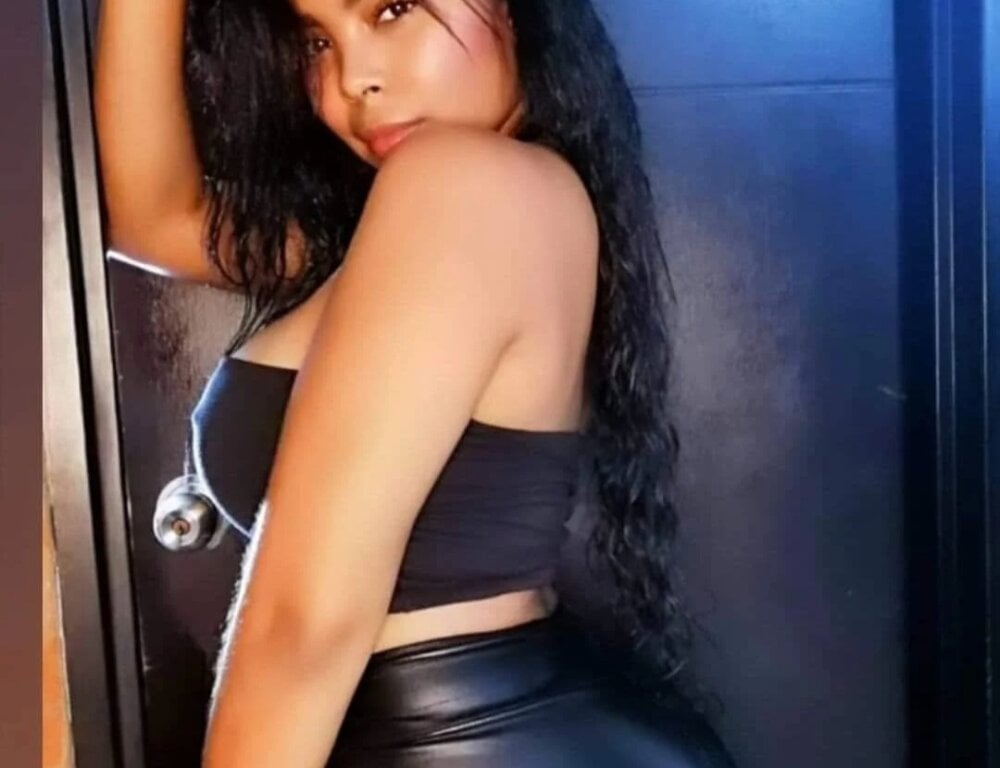 glamcambabes.com ciaraharrys livesex profile in colombia-co cams