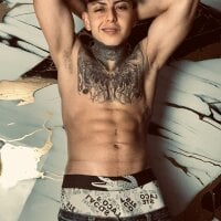 Kevin22_222's webcam live show