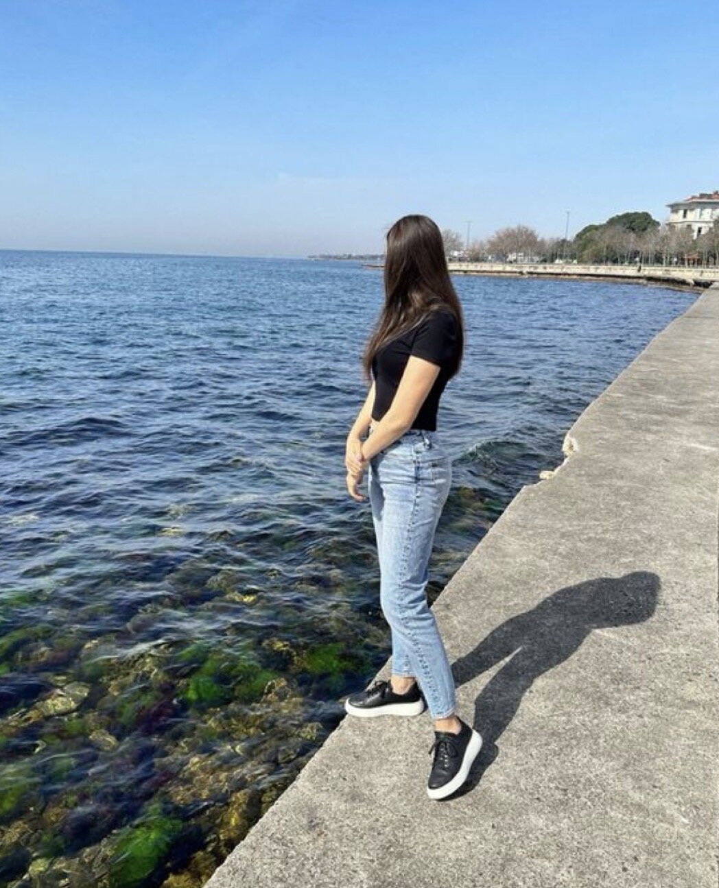 Elly_11