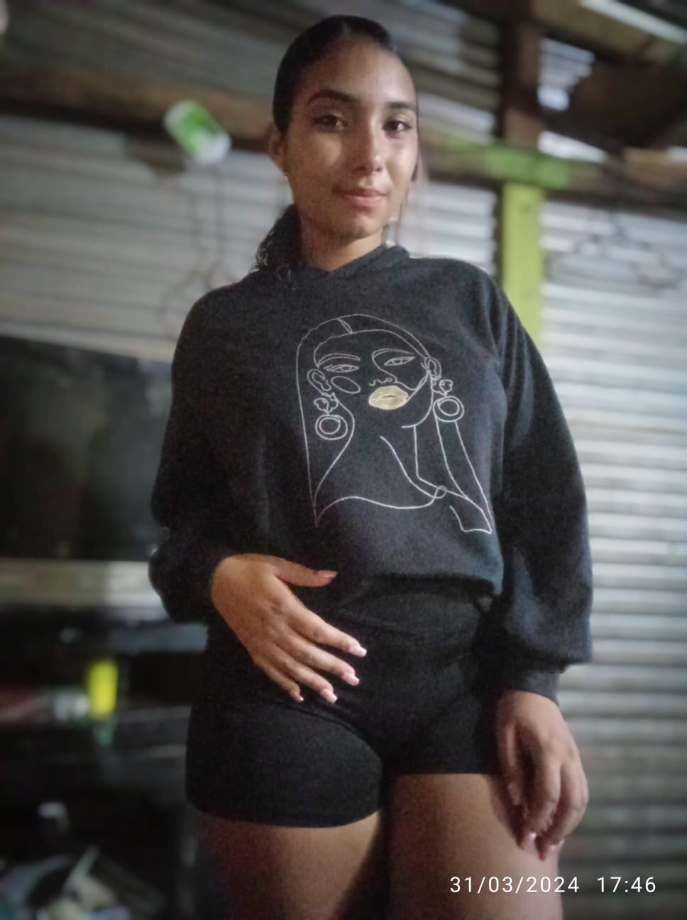 saraa_gonzales