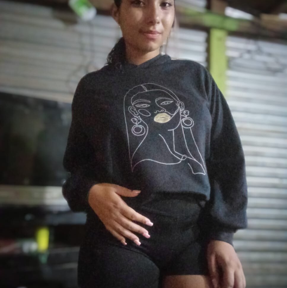 saraa_gonzales