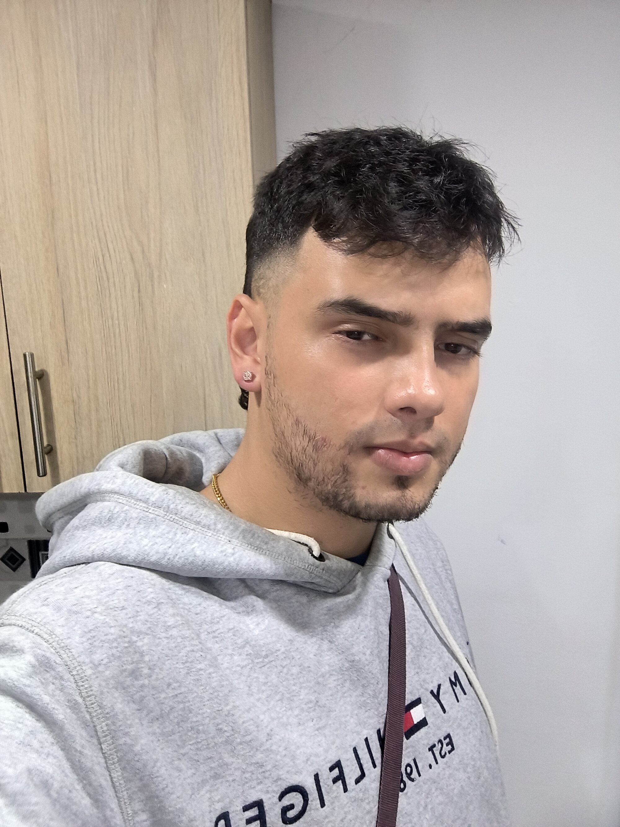 GregorioLewis