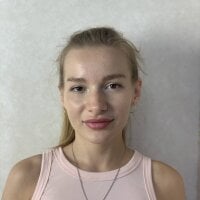 EmmelineHorn's Offline Chat Room