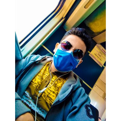 ElBoob2002 Live Cam on StripChat