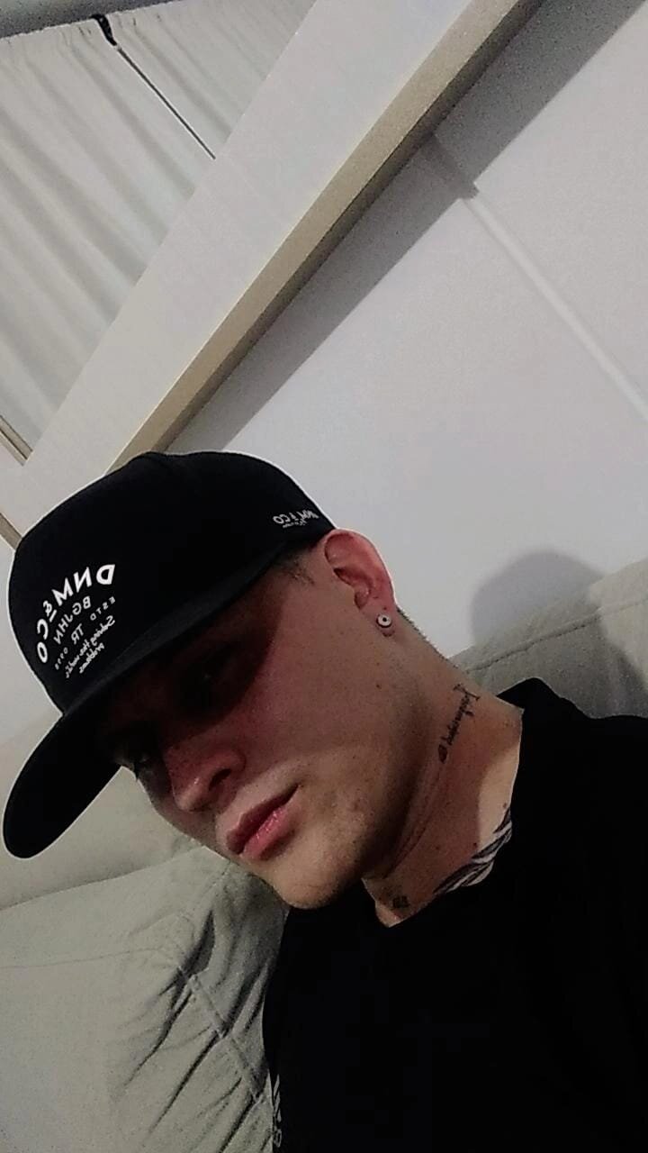 leo_cummin1