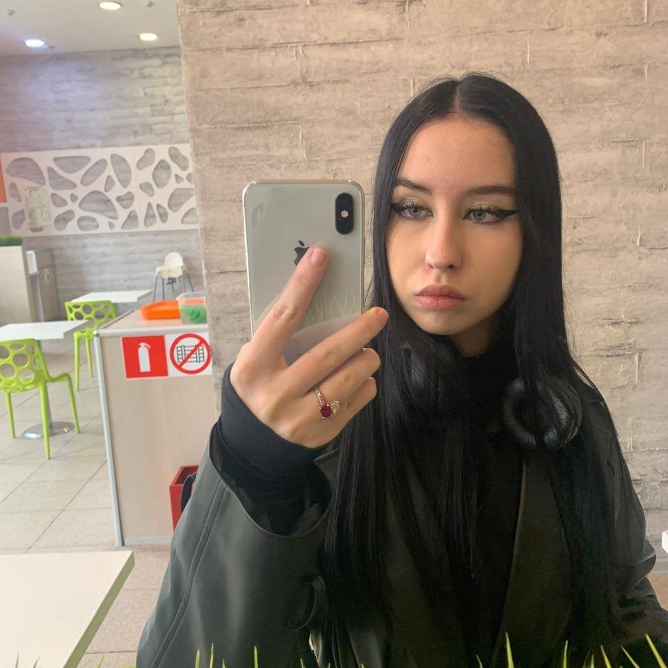 livesex.fan leonathompson livesex profile in our-live-in-a-world-where-everyone-has-a-heart cams