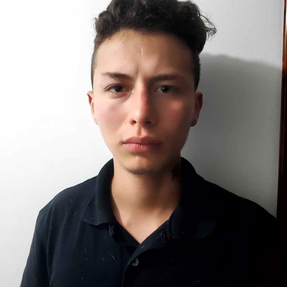 LUCIFER_SAENZ profile