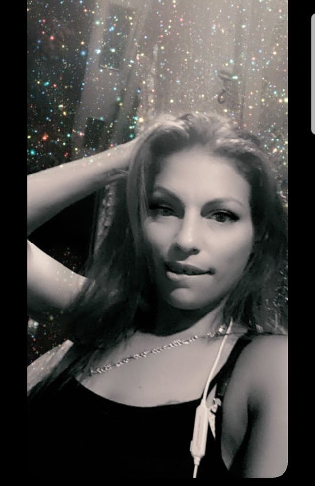 SirensHouseOfSeduction's Offline Chat Room