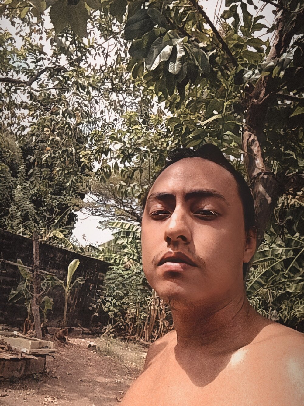 hablahotlive's Offline XXX Chat