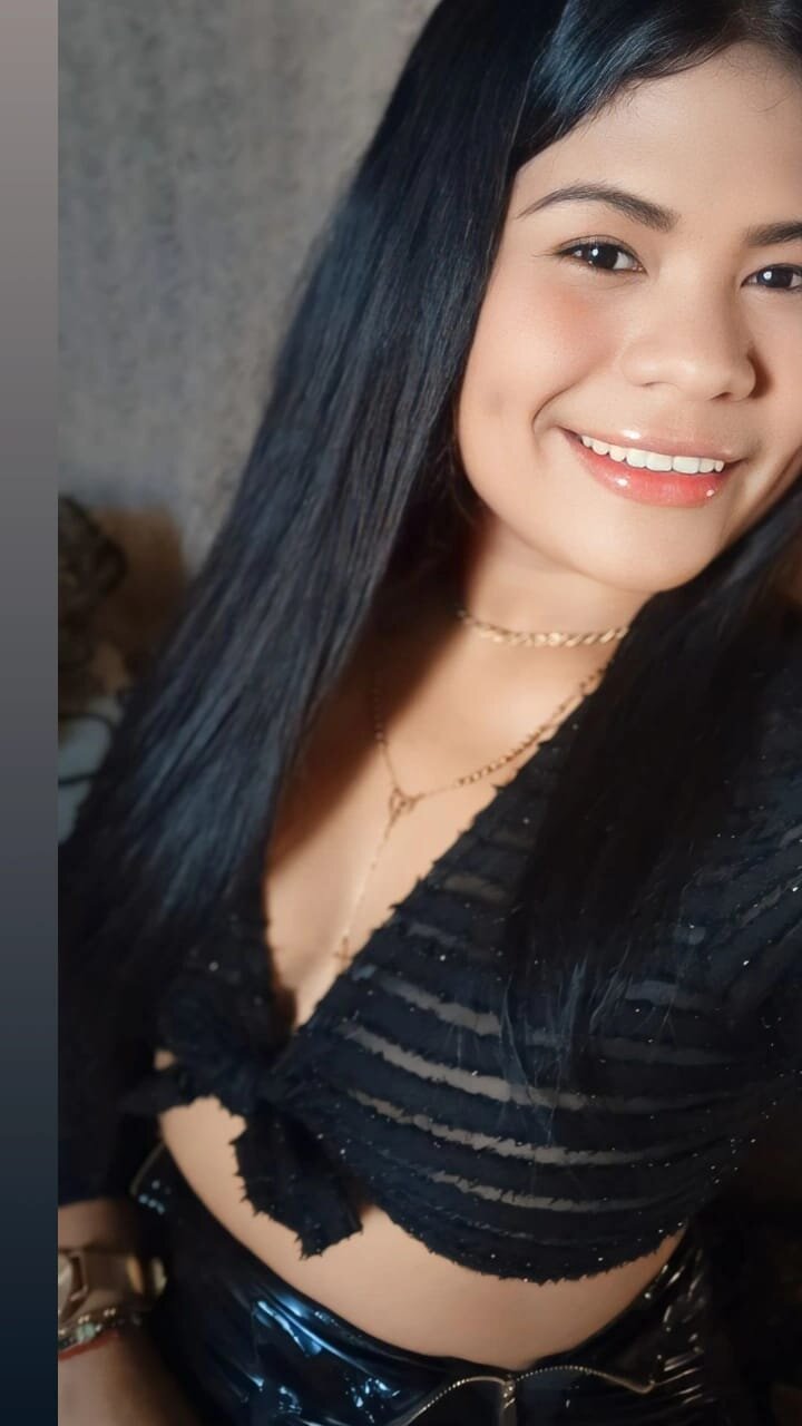 _emili_jones_1