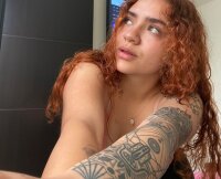 chloe_wolf_'s Offline XXX Chat