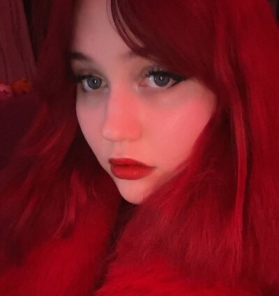 karolinacherry from stripchat