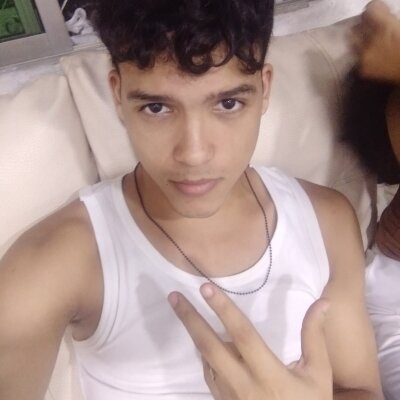 onfroy_14 from stripchat