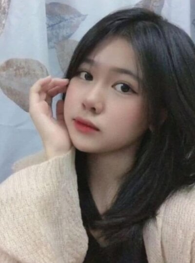 Susu_Nana68 Female Squirtasian Striptease Cam