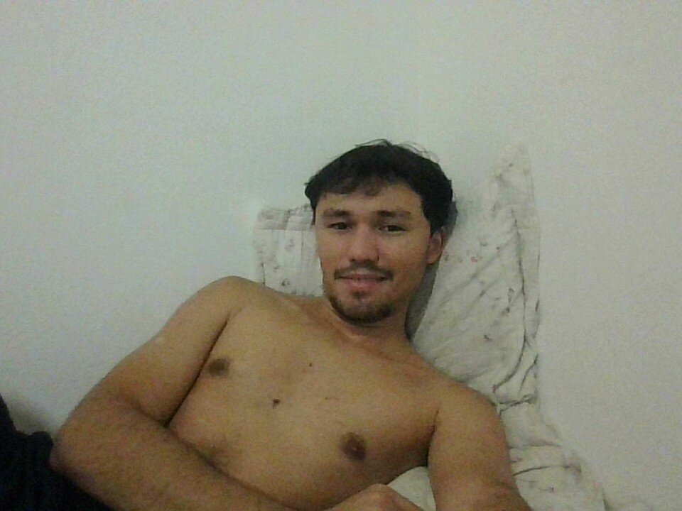 josue_15-3cm's Offline XXX Chat