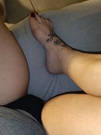 Maturehot17's Offline XXX Chat