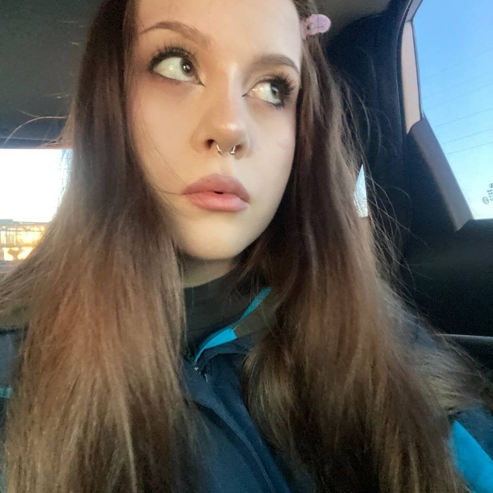Alisa__Young