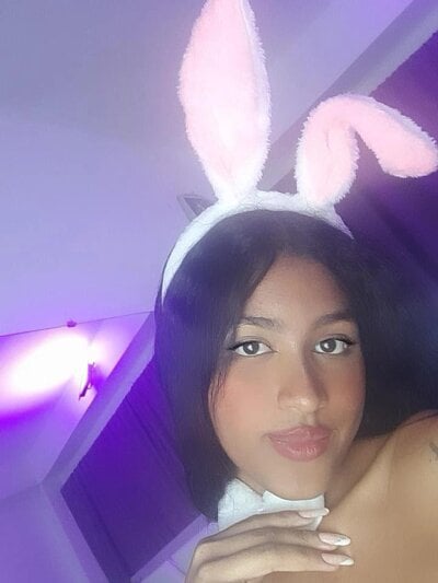 sweett__celeste on StripChat