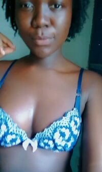Appleton_cutest's Offline Chat Room